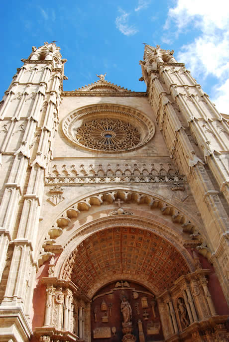 Gotische kathedrale in palma de mallorca foto