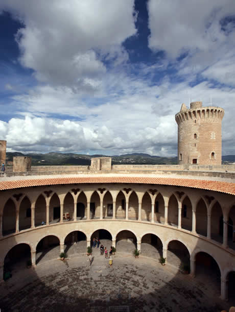 Schloss bellver in mallorca foto